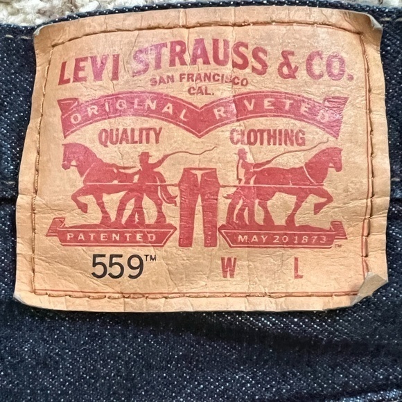 Levi’s 559 Men's Relaxed Fit Straight Leg Dark Wash Jeans Sz. 46 - Picture 10 of 14